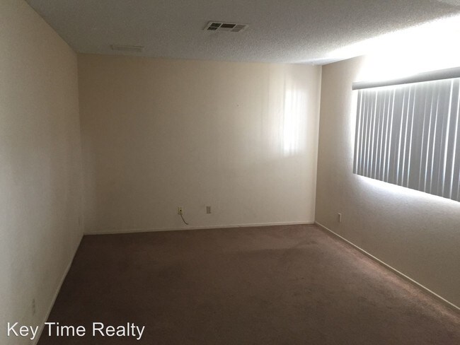 Building Photo - 711 Sea Spray Pl