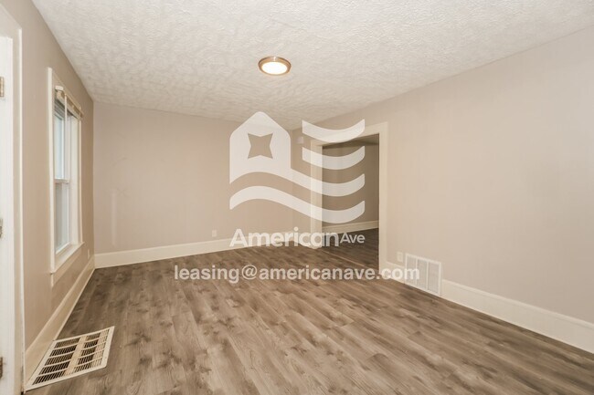 Foto del edificio - 305 3rd St NW