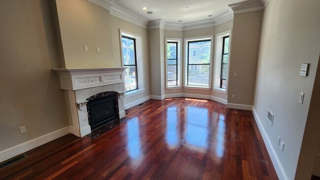 Foto del edificio - 778 E Broadway