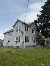 Building Photo - 121 Cambridge St
