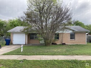 Building Photo - 111 South Dr