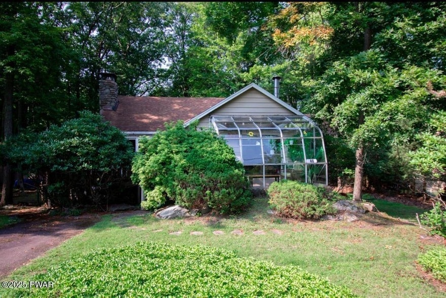 Primary Photo - 46 Summit Cir