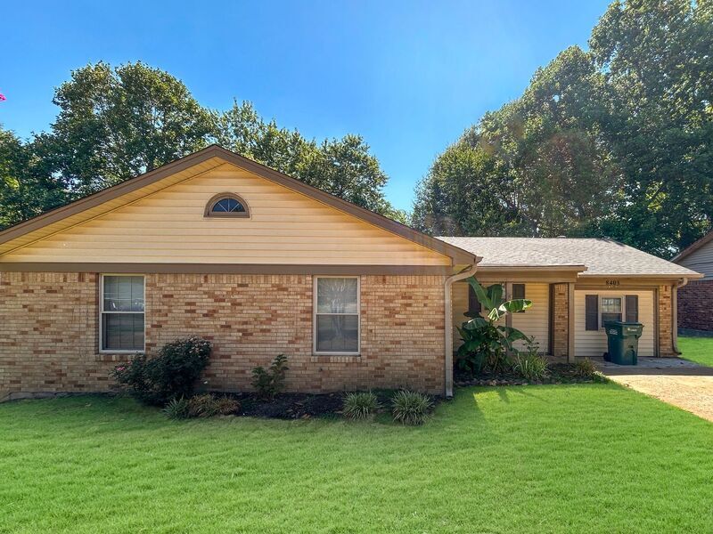 Foto principal - 8405 Greenbrook Pkwy