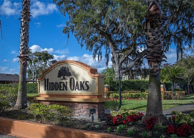 Foto del edificio - 7431 Glen Oaks Way