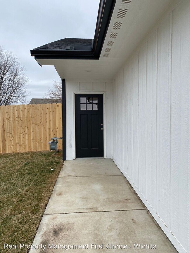 Building Photo - 3 br, 2 bath House - 3618 W 45th St S