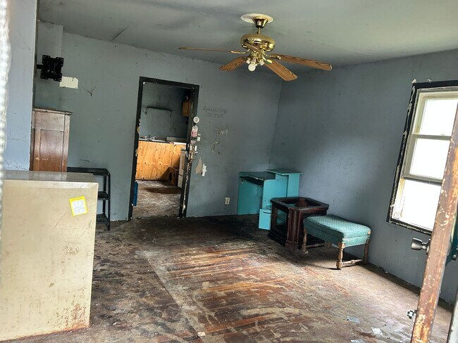 Foto del edificio - 319 Seventh St