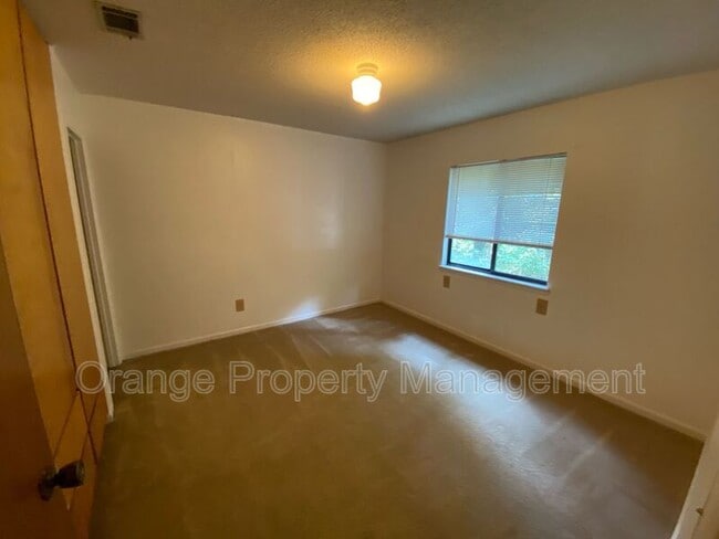 Building Photo - 150 Ligon St