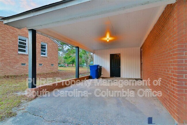 Foto del edificio - 2127 Tuxedo Rd