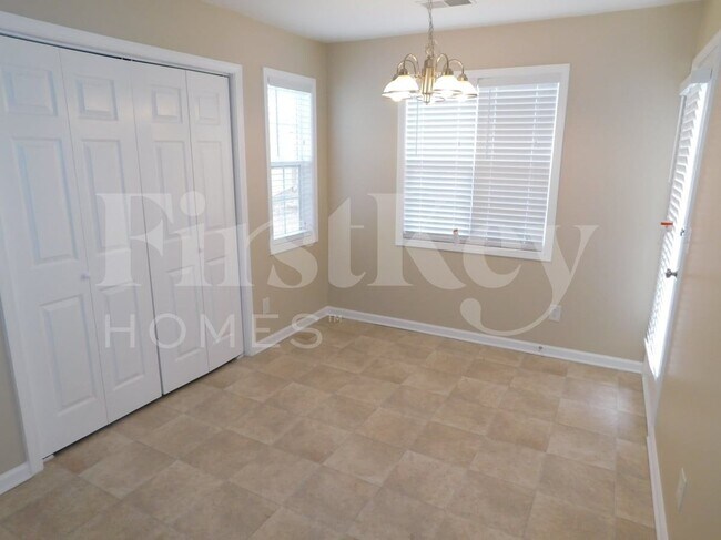 Building Photo - 1687 Fort Connors Way