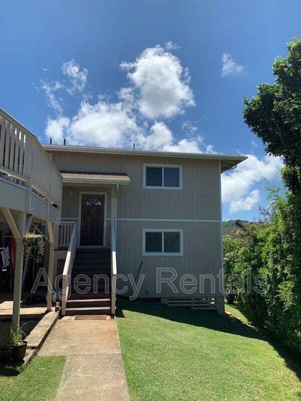 Primary Photo - 2419 St Louis Dr