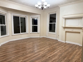 Building Photo - 583 Washington Ave
