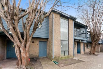 Building Photo - 10001 Westpark Dr