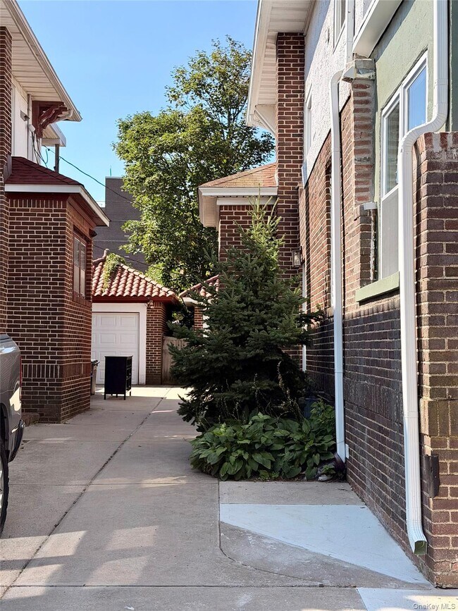 Foto del edificio - 646 W Beech St