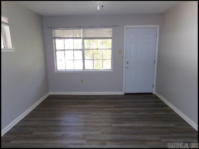 Building Photo - 5813 La Mirado Dr