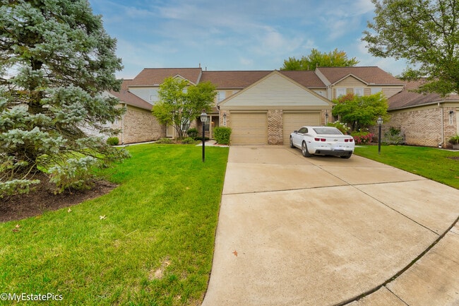 Building Photo - 4749 Grove Ct