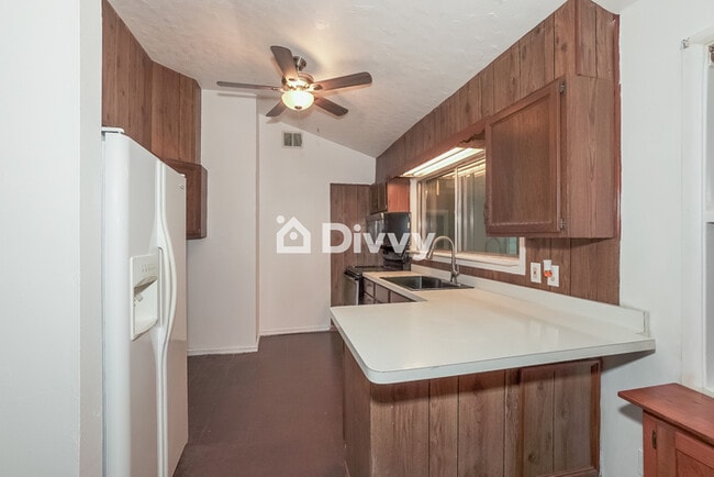Building Photo - 2805 Bainbridge Ave, Youngstown, OH 44511