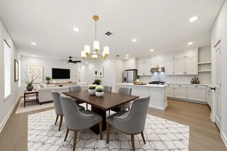 Building Photo - 21611 Colonial Medow Creek Trl