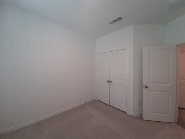 Foto del edificio - 16026 Tangled Vine Ln