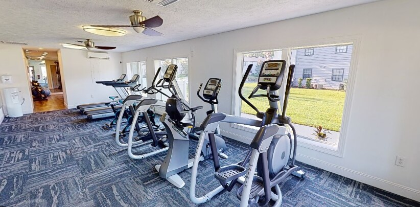 Photo - Ridgemar Commons Apartments