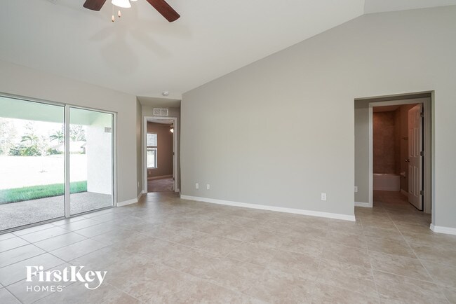 Foto del edificio - 609 SW 13th Terrace