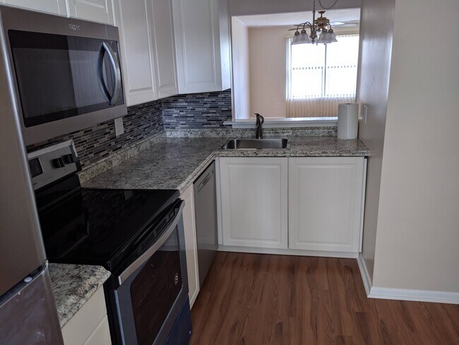 Building Photo - 6 Lumber Jack Cir