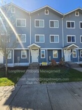 Building Photo - 132 SW Avery Ave