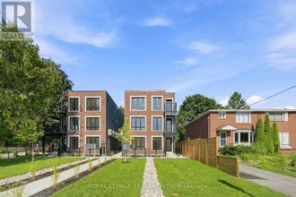 Building Photo - 549 Melbourne Ave