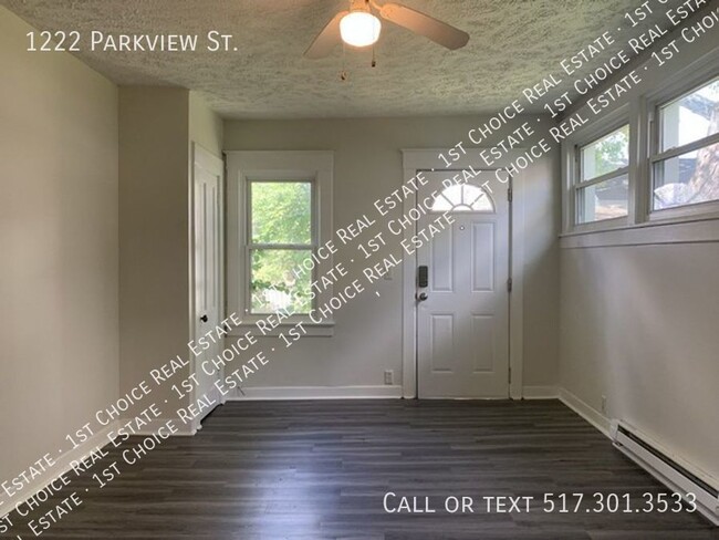 Building Photo - 1222 Parkview St