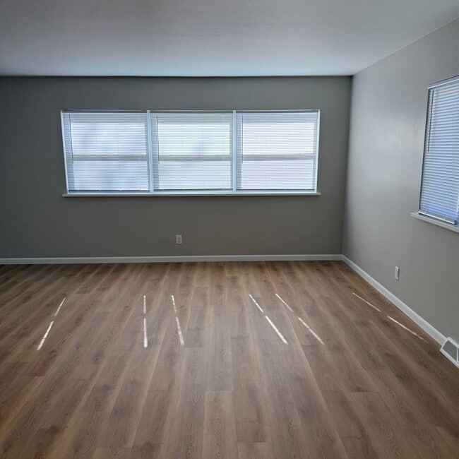 Foto del edificio - Beautiful remodeled 3 bedroom 3 bathroom home