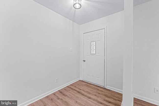 Foto del edificio - 1150 Garrison Rd