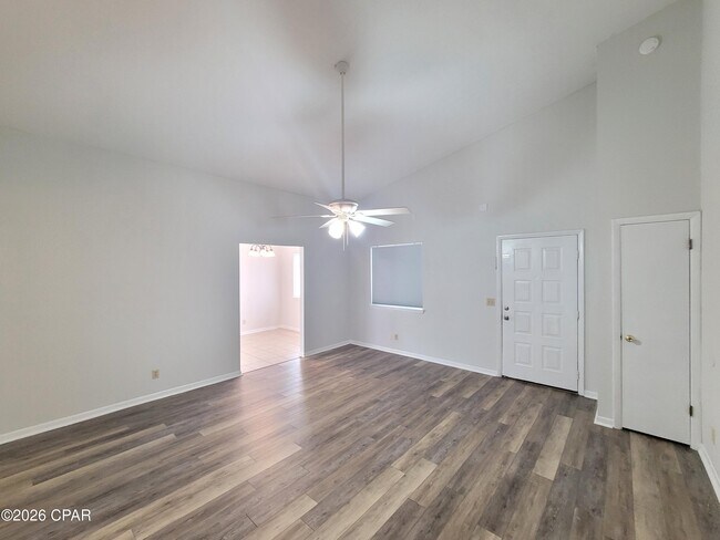 Building Photo - 1727 Illinois Ave