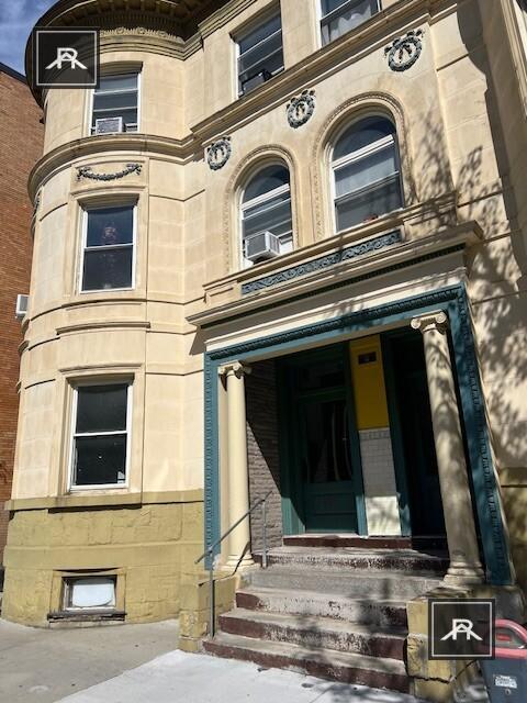 Primary Photo - 3 bedroom in Brookline MA 02446