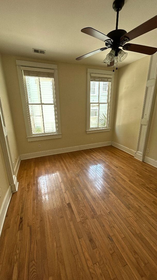 Building Photo - 2 bed / 2.5 bath ~ Move-In Today