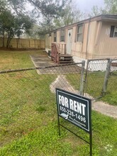 Building Photo - 23 Green Acres Rd