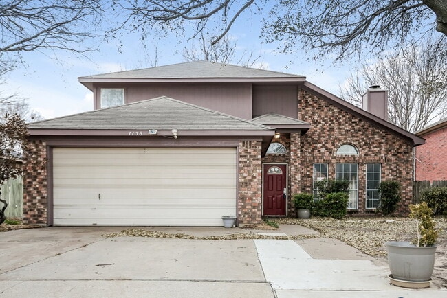 Building Photo - 1156 Highland Station Dr