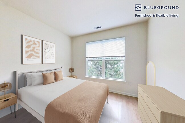 Foto del edificio - 14000 Avalon Dr