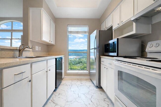 Foto del edificio - 6000 Shepherd Mountain Cove