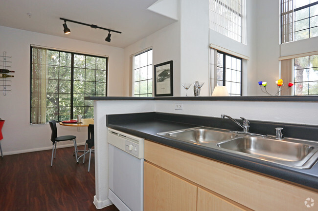 1BR, 1.5BA - 951 SF - Arioso City Lofts