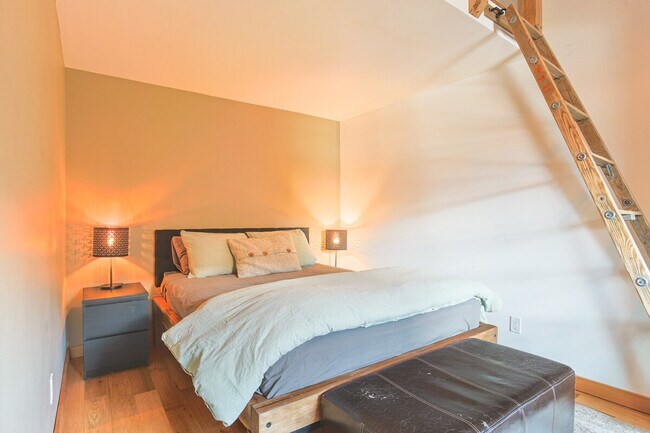 Photo du bâtiment - 361a 1st Ave