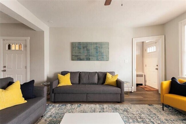 Building Photo - 173 Monastery Ave