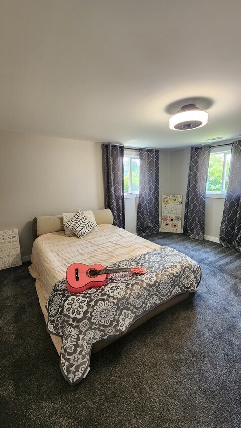 Foto principal - 8054 Ortonville Rd