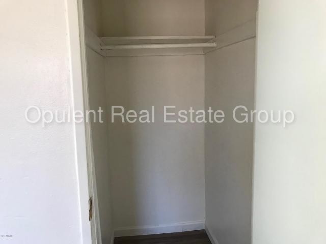 Foto del edificio - 4329 N Longview Ave