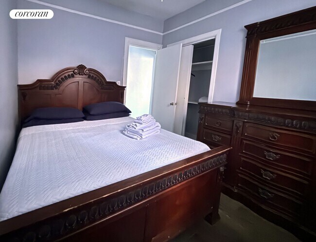 Foto del edificio - 409 Hawthorne St