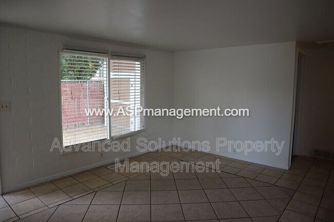Foto del edificio - 1330 West 700 S