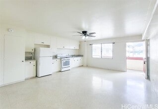 Building Photo - 526 N School St