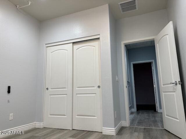 Building Photo - 17545 W Lilac St