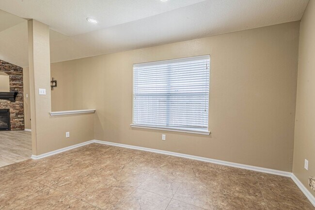 Foto del edificio - 3318 Cactus Heights Ln