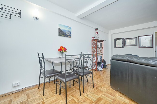 Foto del edificio - 442 E 20th St