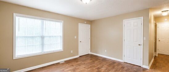 Building Photo - 186 S Red Oak Way