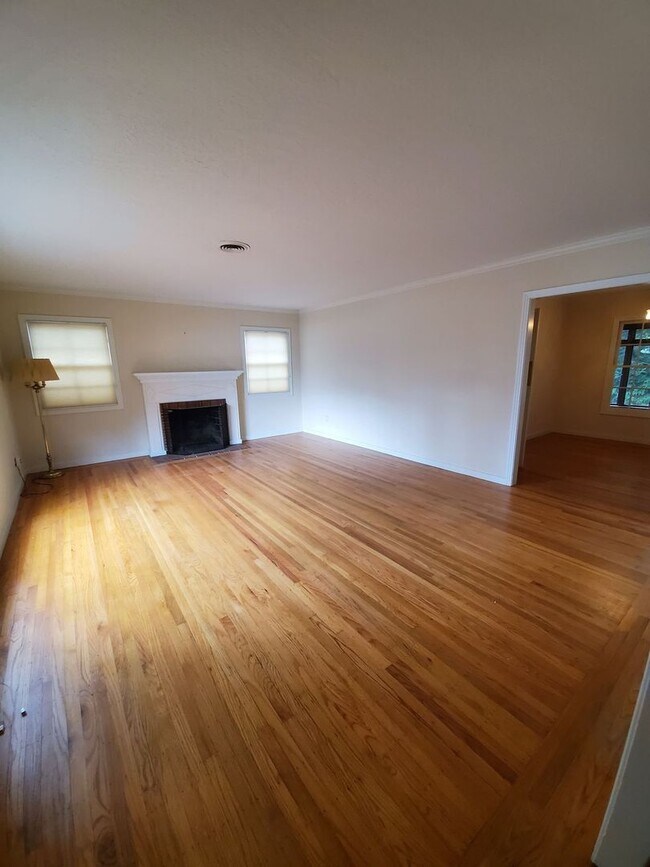 Foto del edificio - 1241 Perkins Way